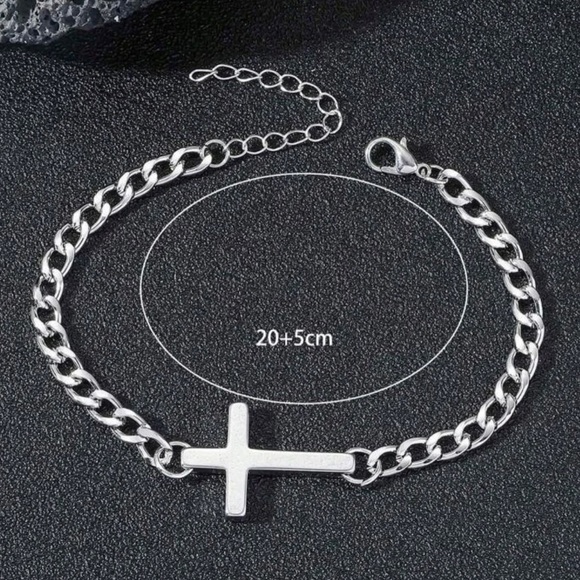 ✯ Men’s Crucifix Cross Stainless Steel Chainlink Bracelet - Picture 3 of 3